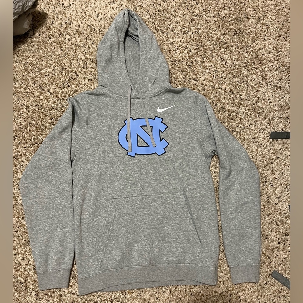 Mens Small Nike North Carolina Sweatshirt